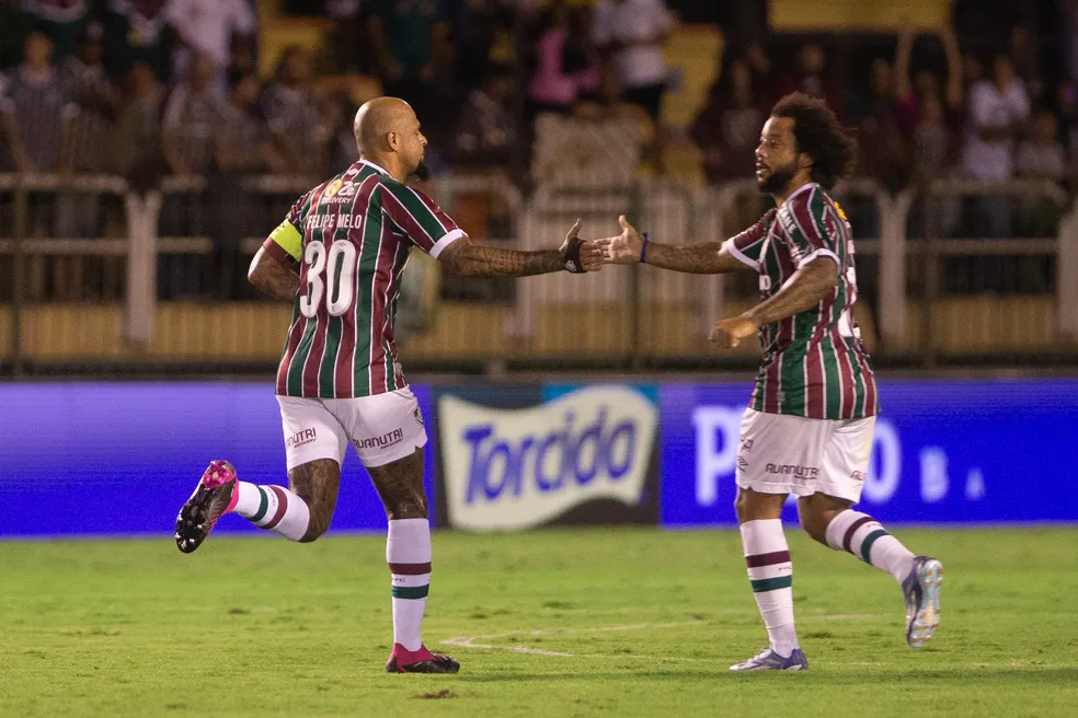 Fluminense vence de virada o Goiás 5 a 3 em jogo de superação