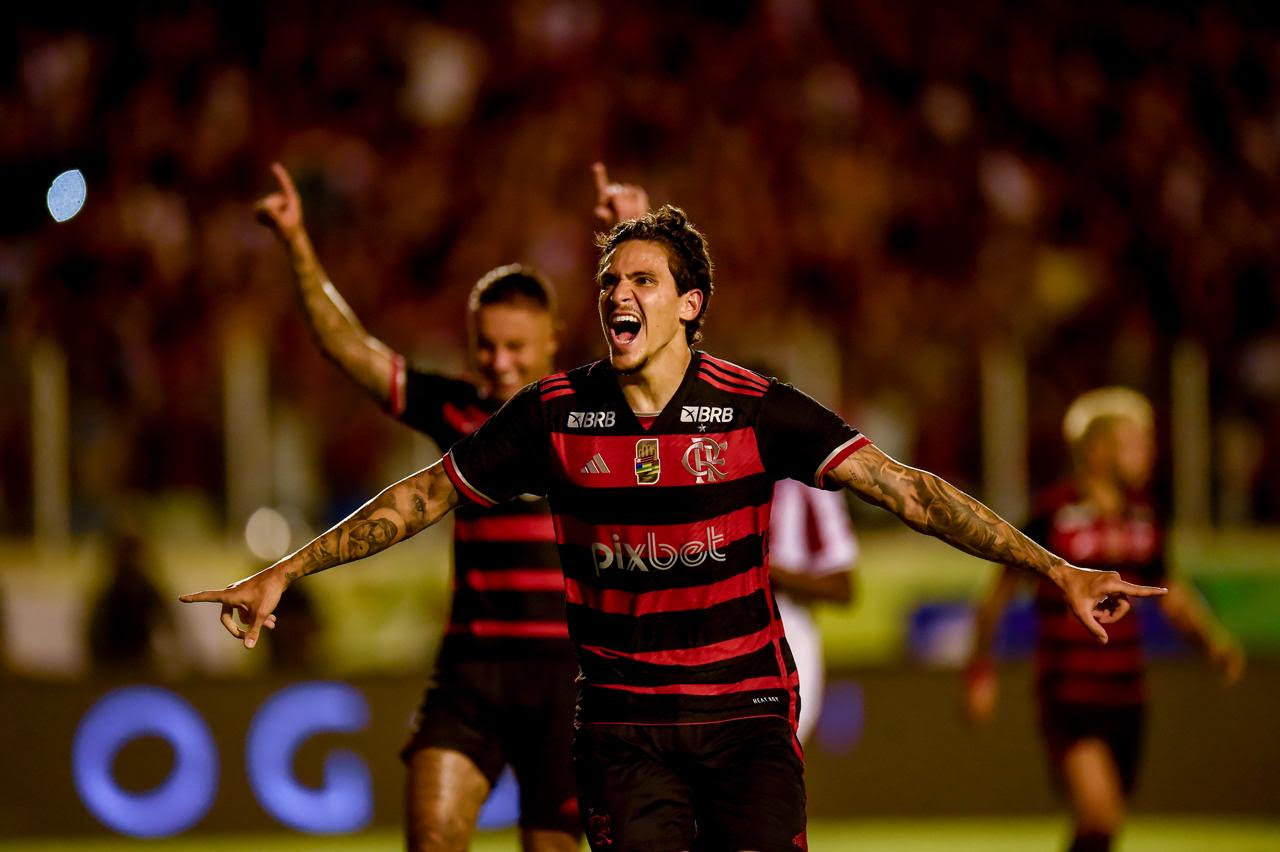 Flamengo lidera a ponta do Carioca após 8 rodadas