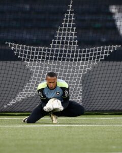 John, do Botafogo, em preparação para o confronto do Brasileirão