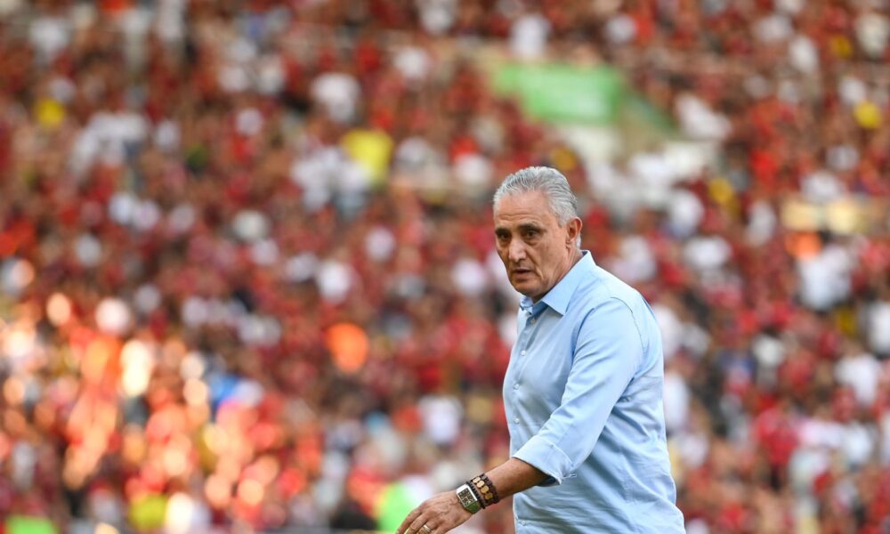 Tite dirigindo o Flamengo