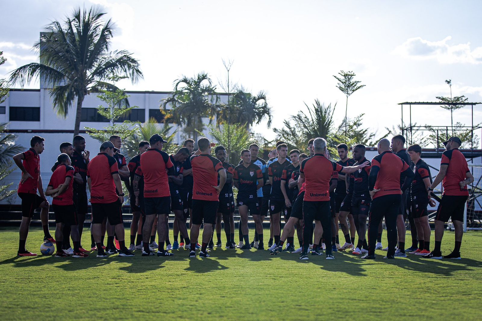 Botafogo visita o Atlético-GO pela 21º rodada do Campeonato brasileiro, confira escalações