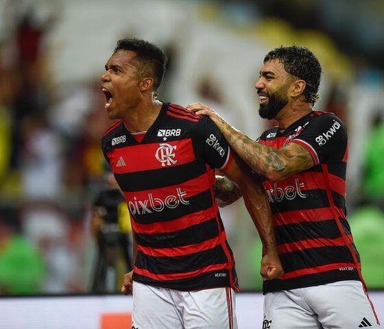 Flamengo vence na estréia de Flilipe Luis por 1 a 0 o Corinthians