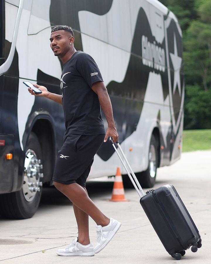 Botafogo encara o Bragantino no Nabi Abi Chedid as 19 horas