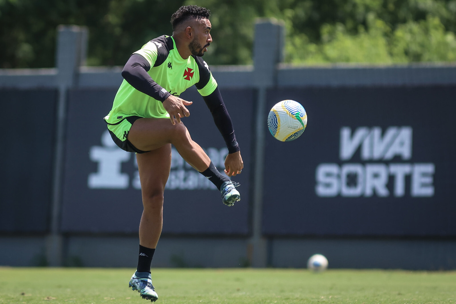 Vasco joga às 16 horas na Arena Pantanal contra o Cuiabá 